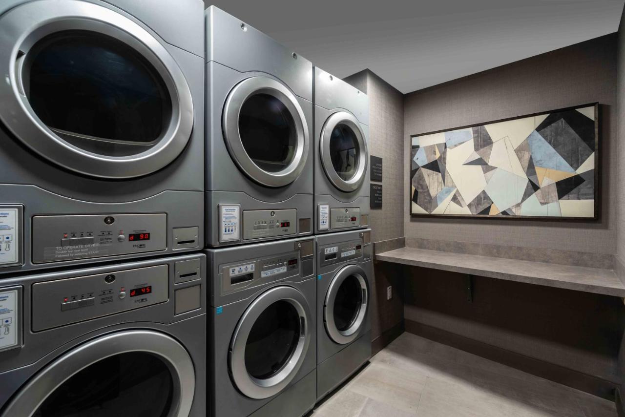 Staybridge Suites - Quincy By Ihg Eksteriør bilde