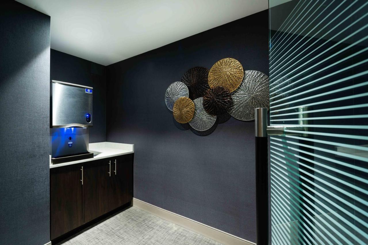 Staybridge Suites - Quincy By Ihg Eksteriør bilde